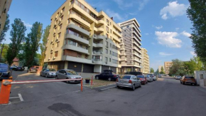 Mamaia Miraj E1